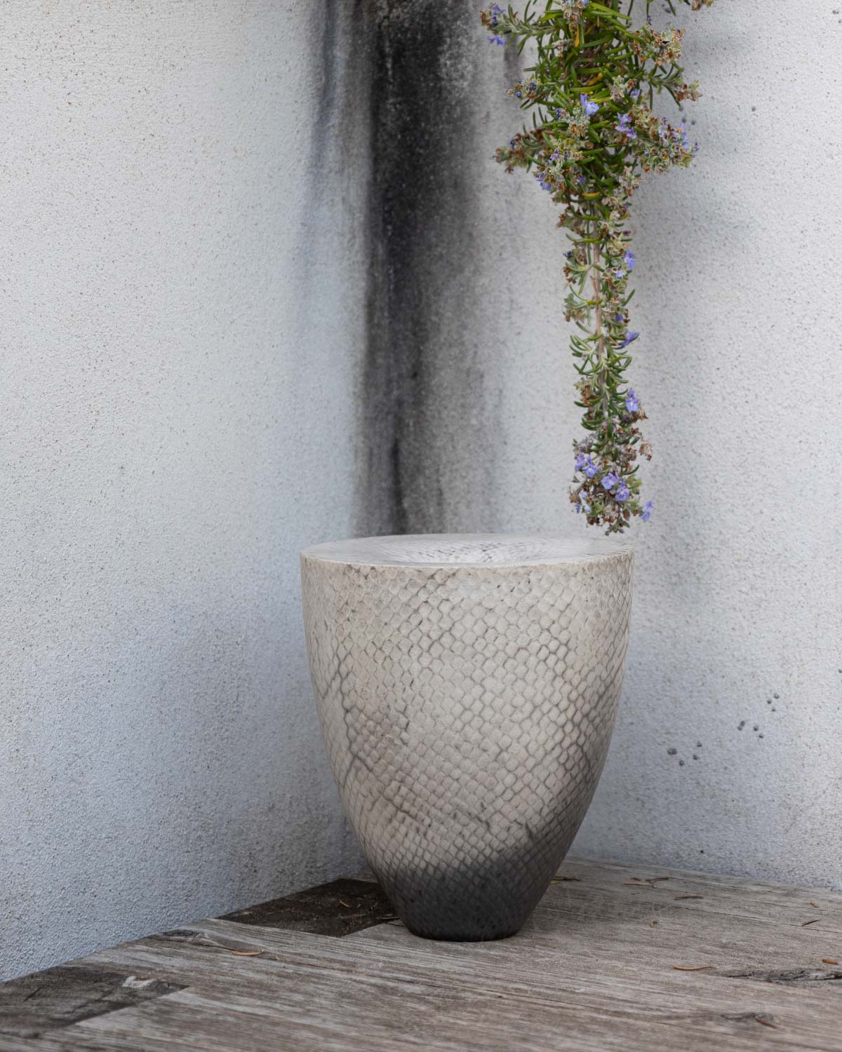 „Ivory Net Vase", Lara De Sio